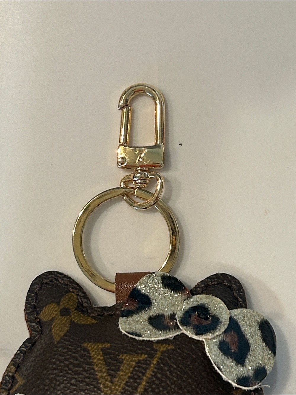 Upcycled LV Gold-Tone Brown Monogram HK Keychain Bag Charm with Leopard Bow - Picture 7 of 11